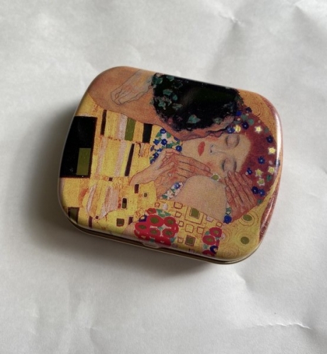 Petite boite en métal le baiser de Klimt Petite boite en métal le baiser de Klimt