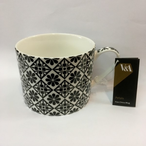 Tasse déjeuner pétale de lys encaustic V&A