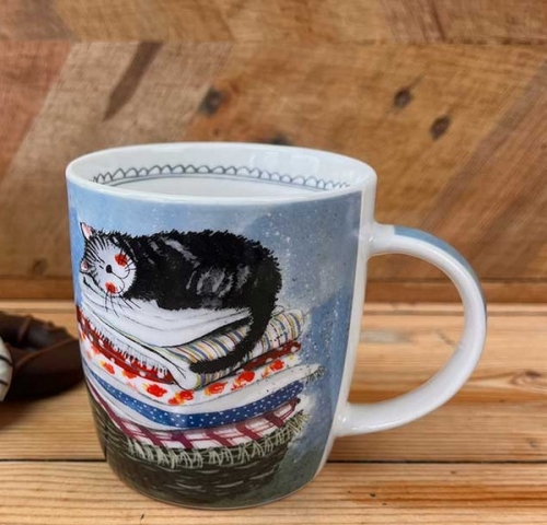 Mug chat laundry basket - Alex Clark