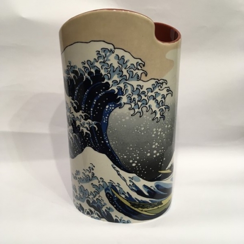 Vase la grande vague Hokusai - Mouseion
