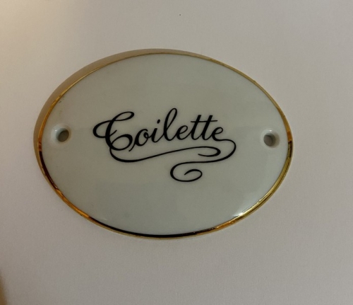 Plaque toilette en porcelaine