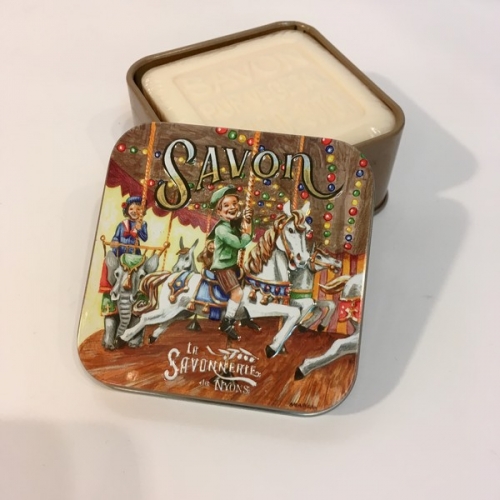 Boite à savon en métal carousel