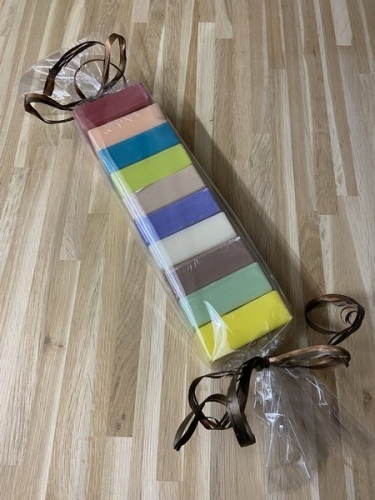 Lot de 10 savons parfumés assortis de Nyons