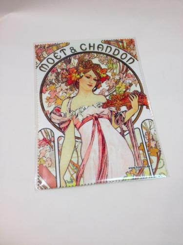 Chiffon Mucha