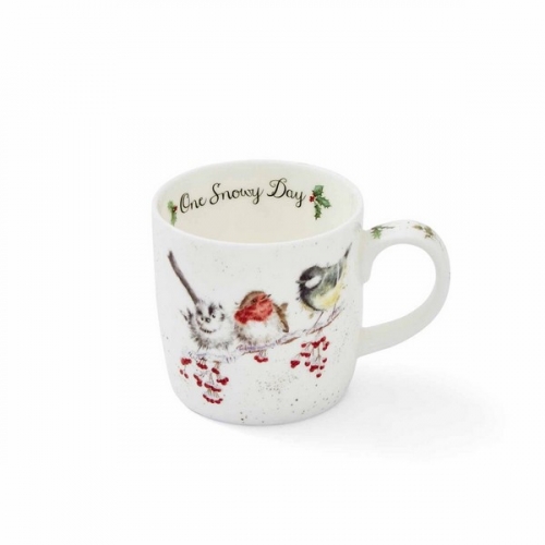 Mug one snowy day x-mas Hannah Dale - wrendale